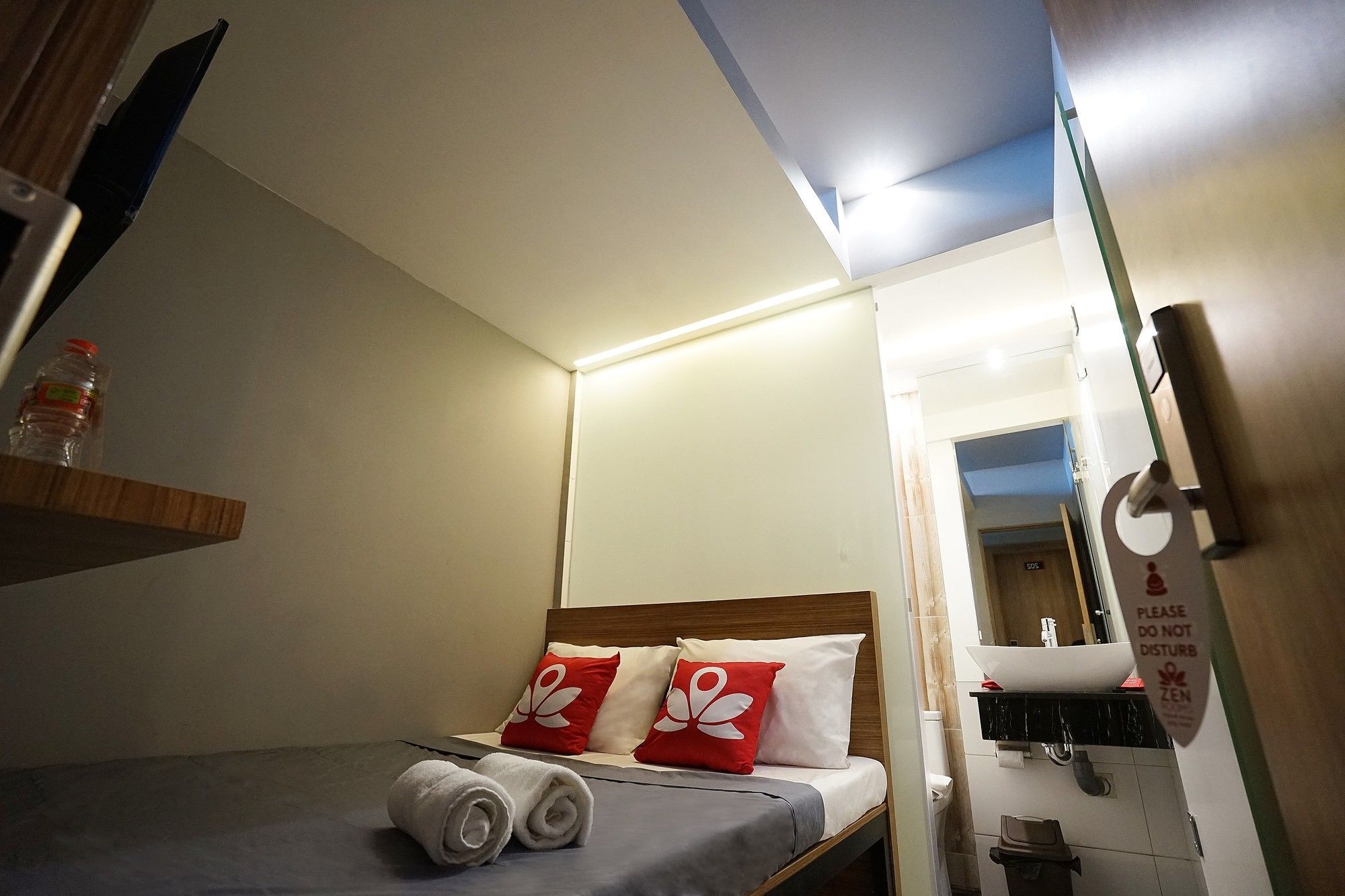 Zen Rooms Basic Kualanamu Медан Екстер'єр фото